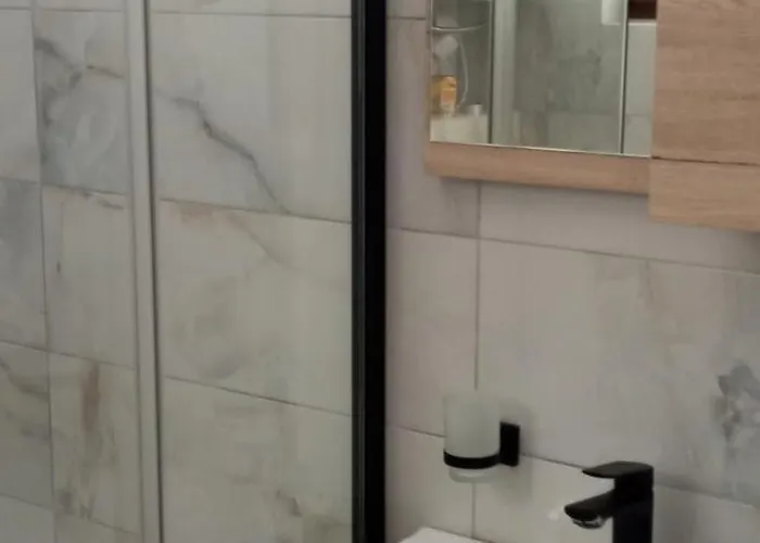 Ruza Vetrova A3 아파트